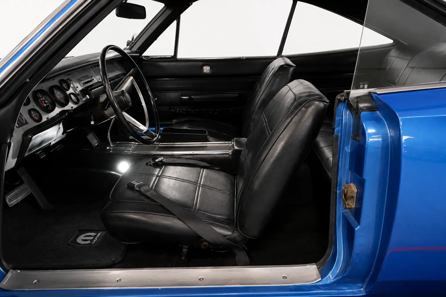 Interior details of the 1969 Dodge Charger R/T Style